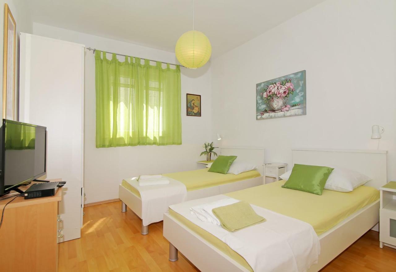 Prožura Apartment Zdenka מראה חיצוני תמונה